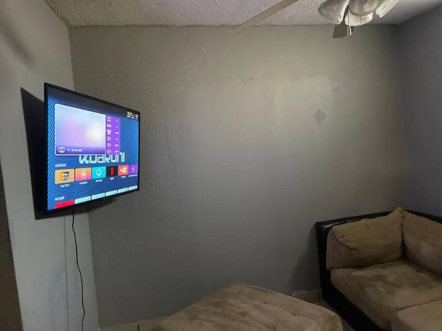 Casa Granada Cercana A Consulado Y Aeropuerto. Ciudad Juárez Extérieur photo